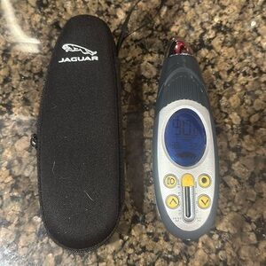 Jaguar tire pressure